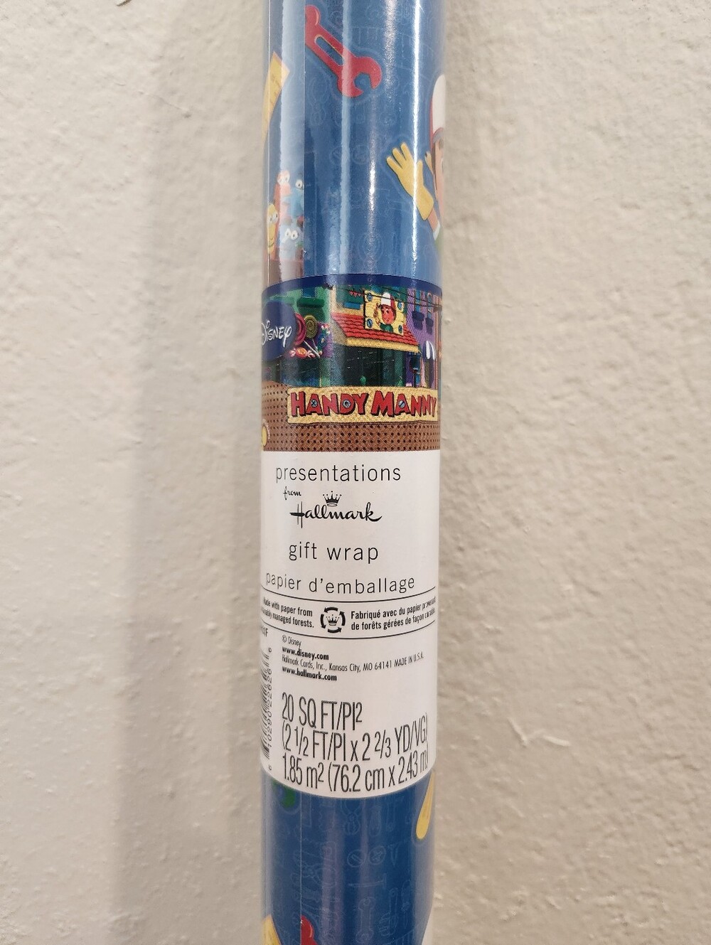 SEALED / NEW Handy Manny Blue 20sqft Wrapping Paper Disney Hallmark 3JRH31F